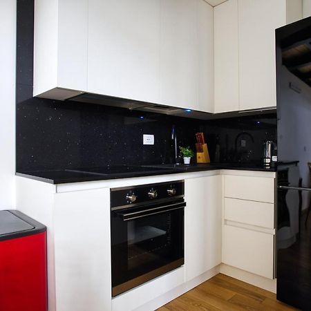 Apartmán Joivy Charismatic 1-Bed Flat With Parking Milán Exteriér fotografie